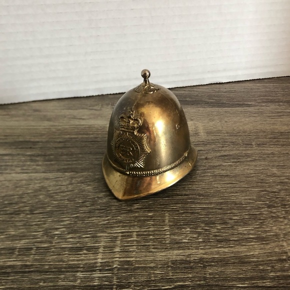 Vtg E R Metropolitan Police Helmet Bell - Picture 4 of 15